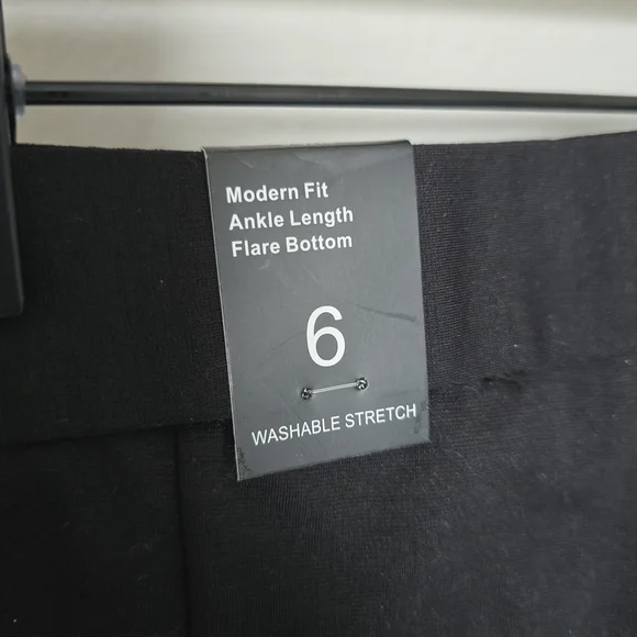 NWT Amanda & Chelsea Black Straight Leg Ankle Pants Size 6 + Free Top - Picture 5 of 8